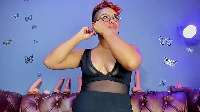 Kaira_mosse Adlı Modelin Canlı XXX Sohbeti