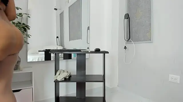 Онлайн чат XXX lannarusso_