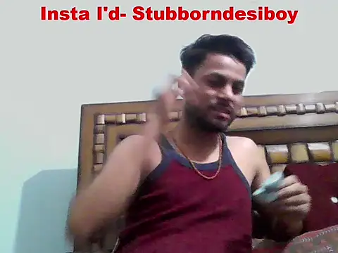 Stubborndesiboy Adlı Modelin Canlı XXX Sohbeti