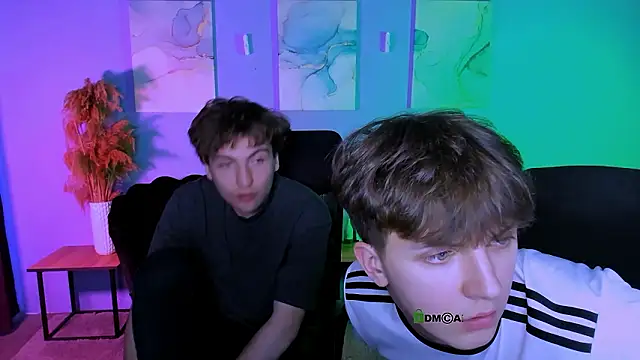 Show modela travis_wolf_ na web-kameri