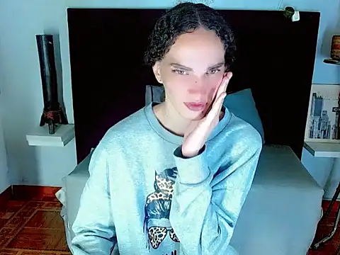 sora_jun élő XXX-chatje