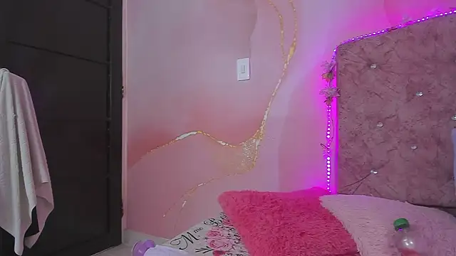 Melanie__Evans – Kamerová šou