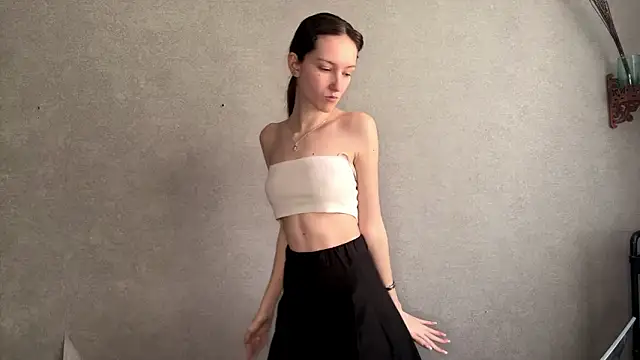 BeeutyLady53 Webcam Show