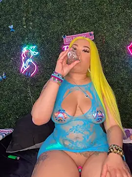 RenaThickAss' Webcam Show