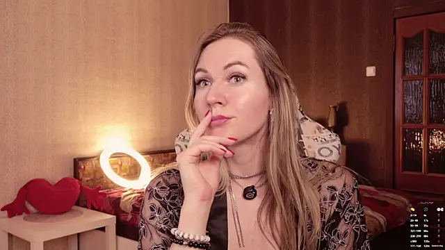 XXX chat uživo modela Hello_Lisha