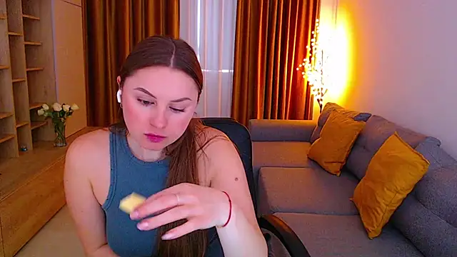 _Mia_Adams 即時 XXX 聊天