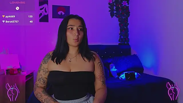 Pauilina's Live XXX Chat