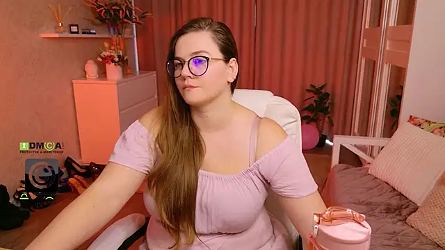 Онлайн чат XXX KellyKleine