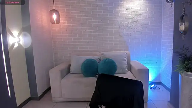 AmyRosse_X লাইভ XXX চ্যাট