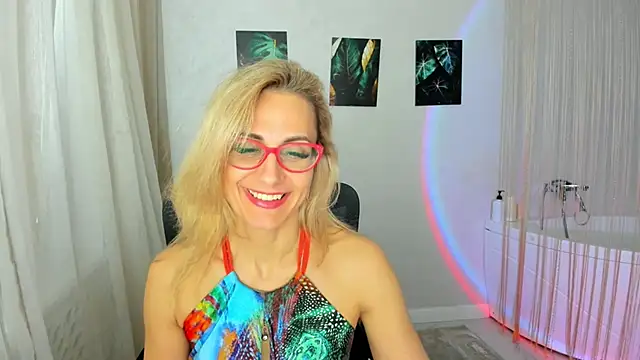 MuseOfStage's Live XXX Chat