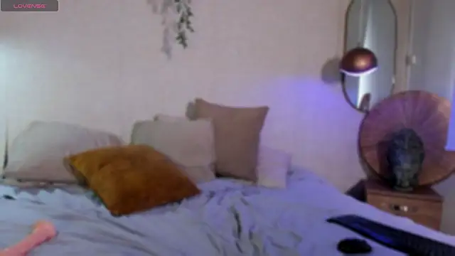 Milaa_rougeのライブXXXチャット