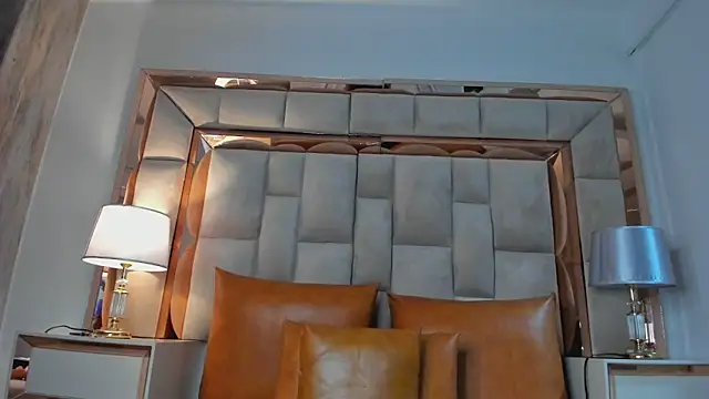 ValentinaBreats Chat XXX in diretta