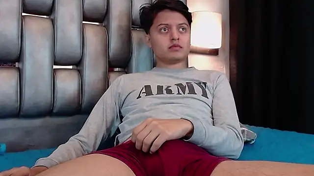 Kevin_Charless live XXX chat