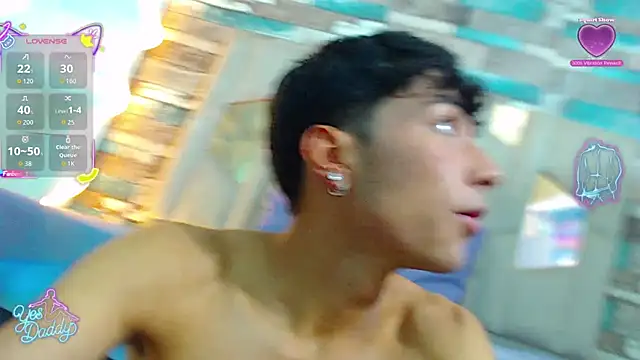 Show modela osamu_tay na web-kameri