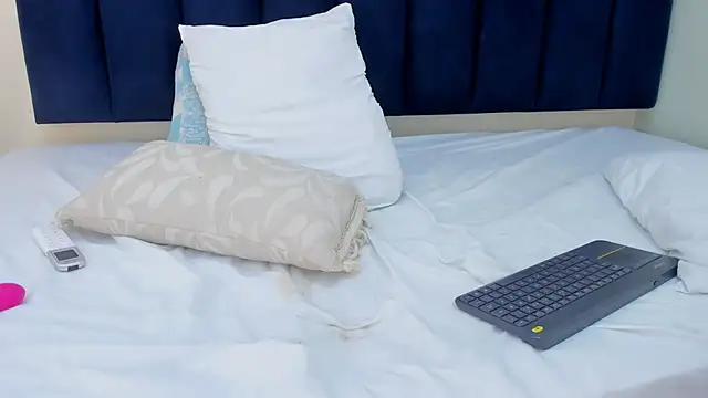 mayaevansmgのライブXXXチャット