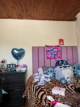 CoraVibes Live XXX-Chat