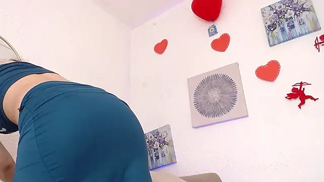 CarolineAikos' Live XXX Chat