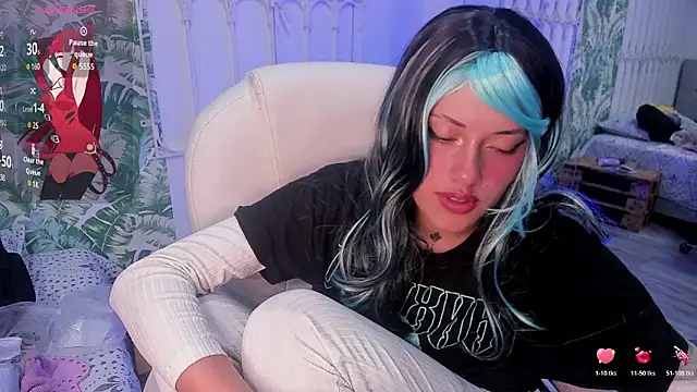 _sharlotte777 即時 XXX 聊天