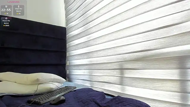 melanie_roux__'s Live XXX Chat