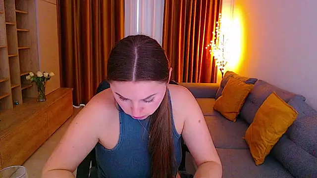 _Mia_Adams' Live XXX Chat