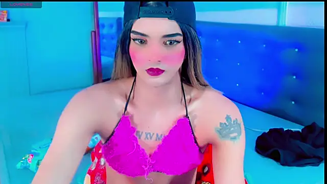 malahya_ Show in webcam