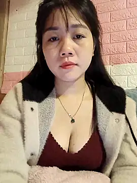 Chat +18 de Ngocmai_lazdy ao vivo