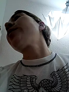 Marilixx_20のライブXXXチャット