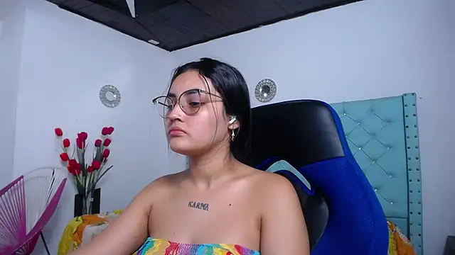 kathe-mills235 Chat XXX in diretta