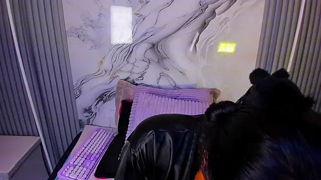 venusowen_'s Live XXX Chat