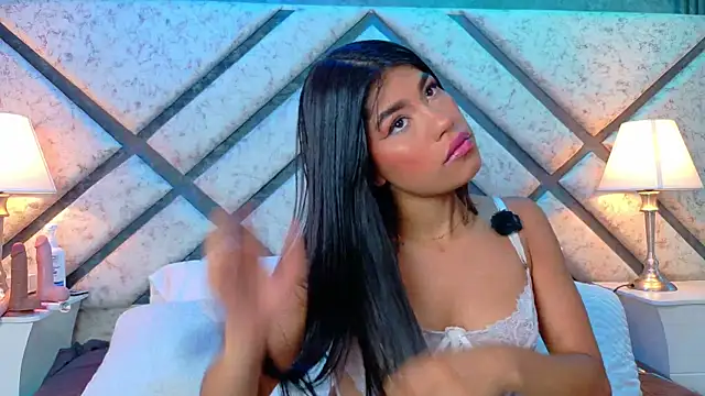 Chatroom XXX en direct de ZafiraRose