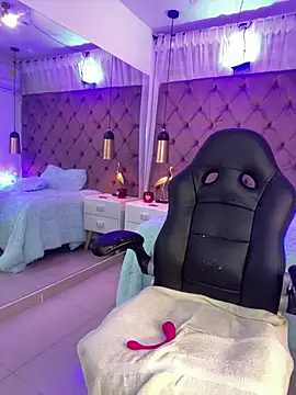 Sussan__ Chat XXX in diretta