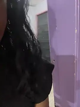 HampenSweet Adlı Modelin Canlı XXX Sohbeti