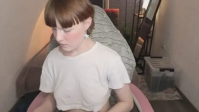 _DreamLuna1_ Adlı Modelin Canlı XXX Sohbeti