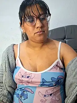 ZaidaWet 即時 XXX 聊天