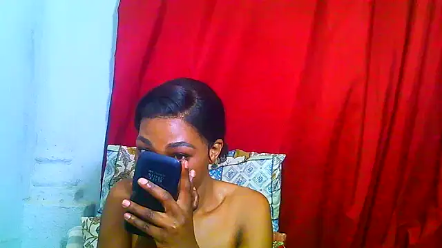 freaky_naughty Chat XXX in diretta