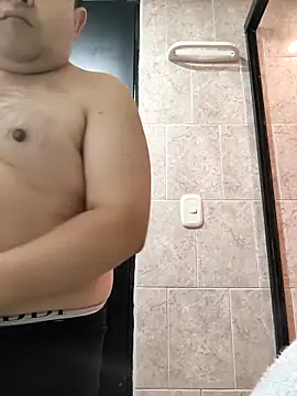 naughty_bear élő XXX-chatje