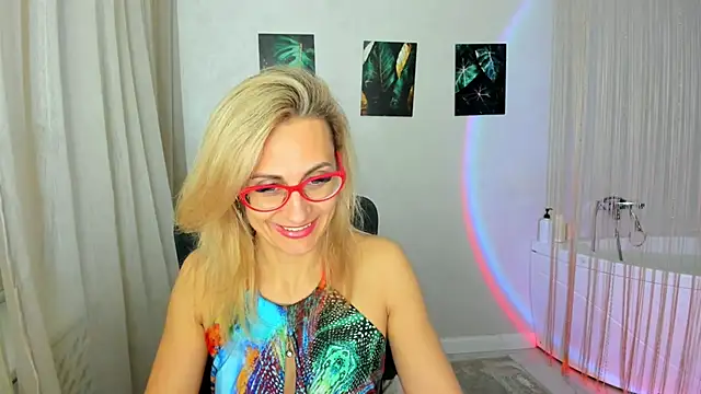 XXX chat uživo modela MuseOfStage