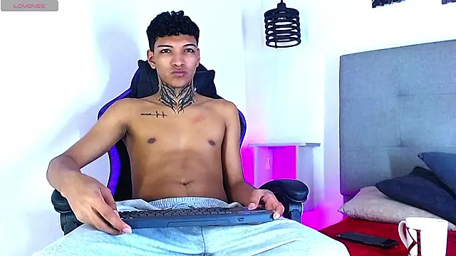 Rick_Wade Live XXX Chat