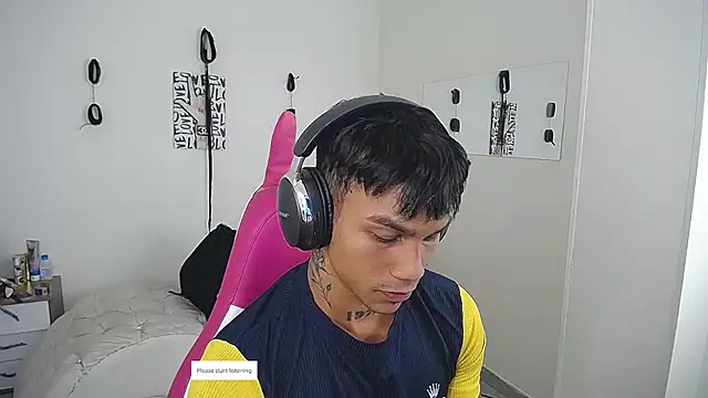 Chat XXX en directo de Leonard_Price