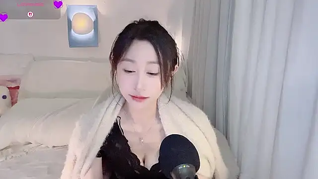 Chatroom XXX en direct de mistylana_