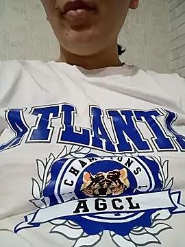 دردشة Emi_hot1 الجنسية المباشرة