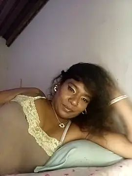 XXX chat uživo modela MiZzCreator