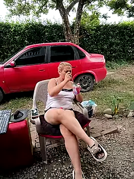 Онлайн чат XXX hotandfierylatinos2023