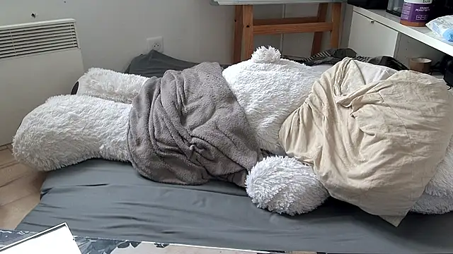 Czat XXX na żywo – CeriseLapine