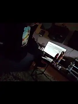 Codymc89 即時 XXX 聊天