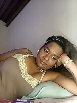 دردشة MiZzCreator الجنسية المباشرة