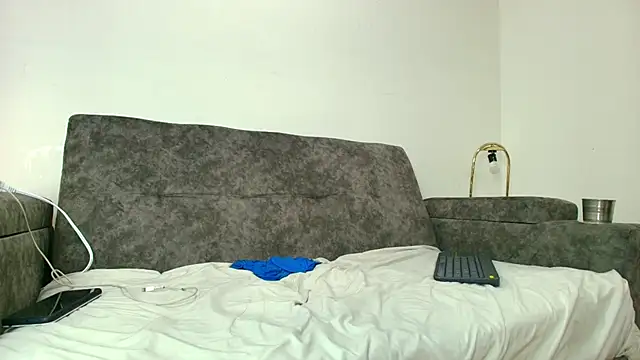 Онлайн чат XXX Skinny_Zeth