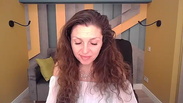 EllaLong's Live XXX Chat