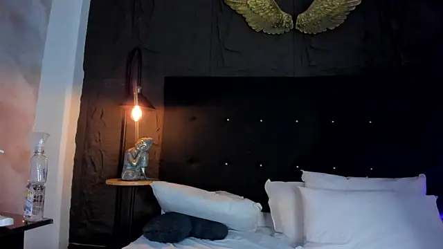 Rose_Blossom Adlı Modelin Web Kamerası Şovu