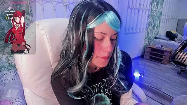 _sharlotte777 即時 XXX 聊天